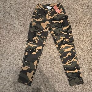 Cargo camaflog pants